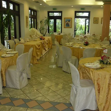 法尔内塔餐厅酒店