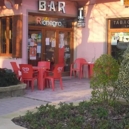 法尔内塔餐厅酒店 哥尔顿