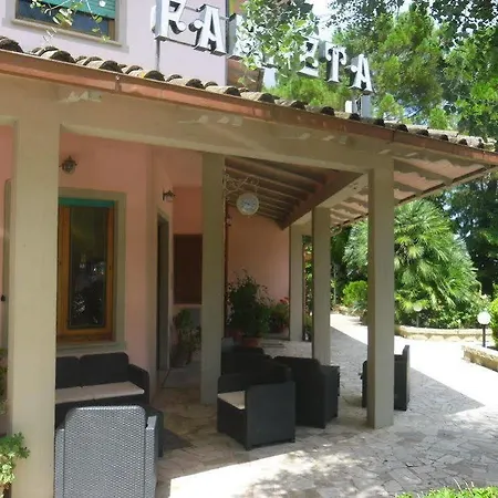 法尔内塔餐厅酒店 酒店 3*